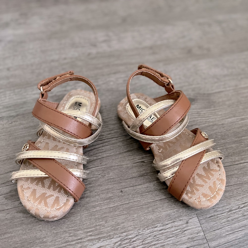 Michael Kors toddler girls size 7 sandals
